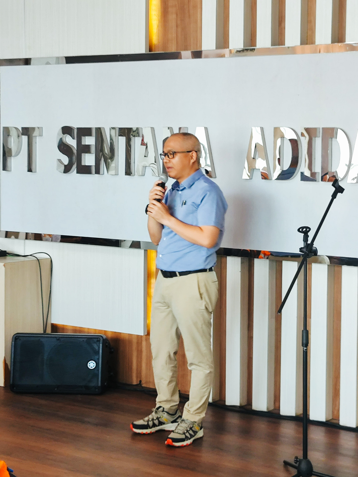 Bapak Ridwan Brandes memberikan ucapan sambutan